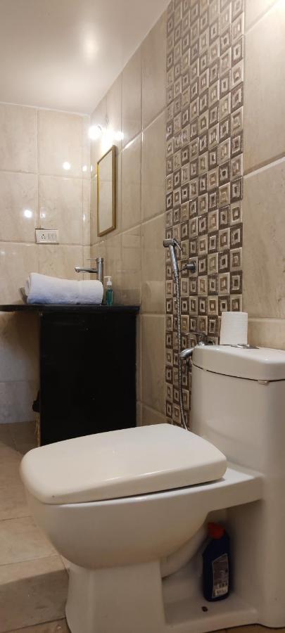 J-House, Spacious Apartments With Balconies, Thalassa 1Min Away Siolim Exterior foto
