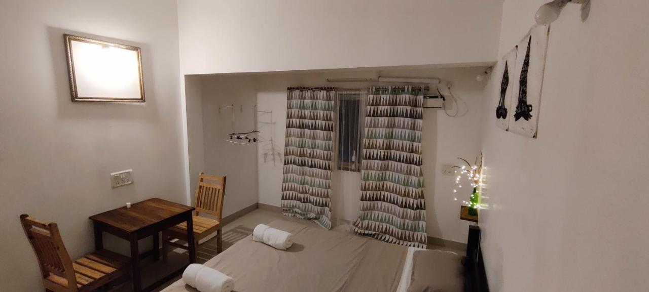 J-House, Spacious Apartments With Balconies, Thalassa 1Min Away Siolim Exterior foto