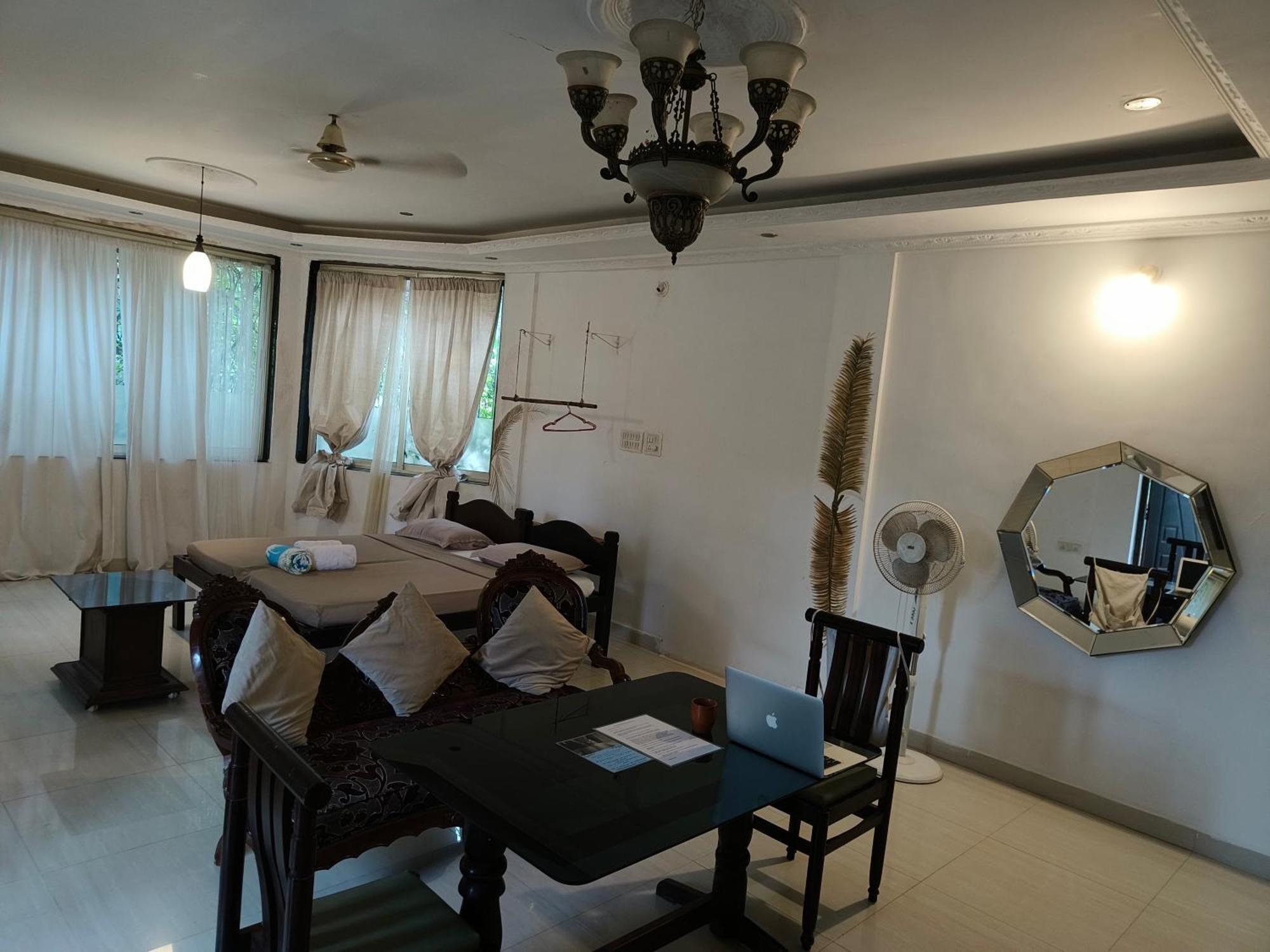 J-House, Spacious Apartments With Balconies, Thalassa 1Min Away Siolim Zimmer foto